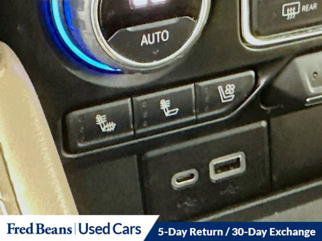 Certified 2022 Chevrolet Suburban Premier AWD/4WD image 22