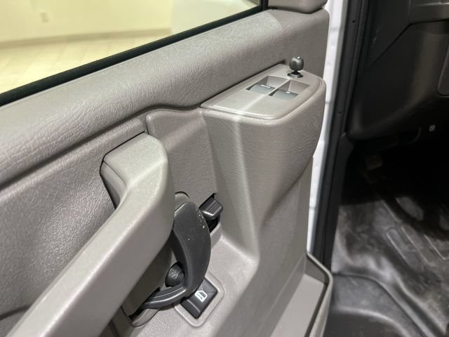 New 2026 GMC Savana 2500 w/ Driver Convenience Package RWD image 19