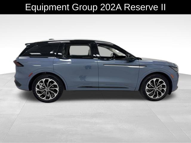 Used 2026 Lincoln Nautilus Reserve AWD/4WD image 5