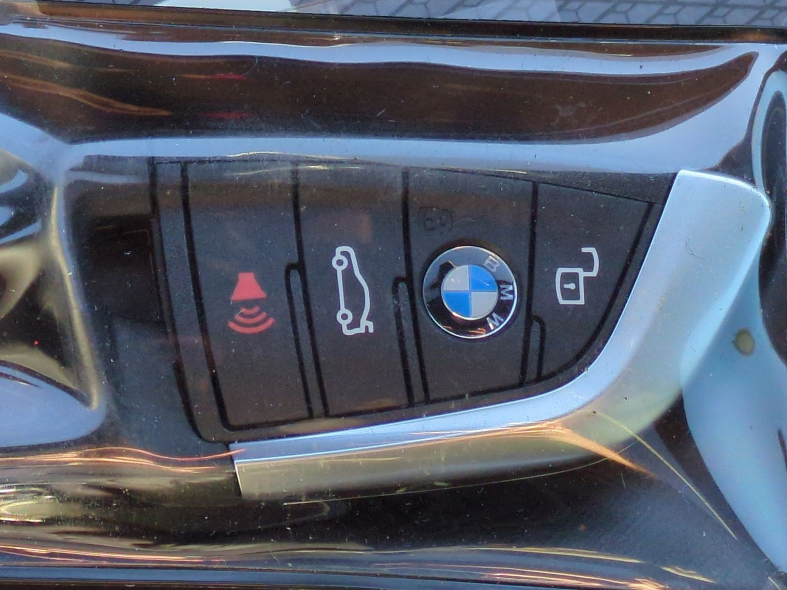 Used 2026 BMW i4 eDrive40 w/ Premium Package RWD image 33