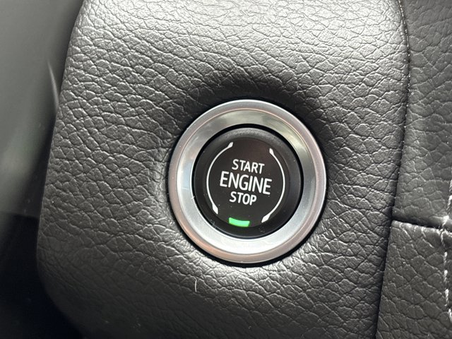 Used 2023 GMC Yukon XL Denali image 37