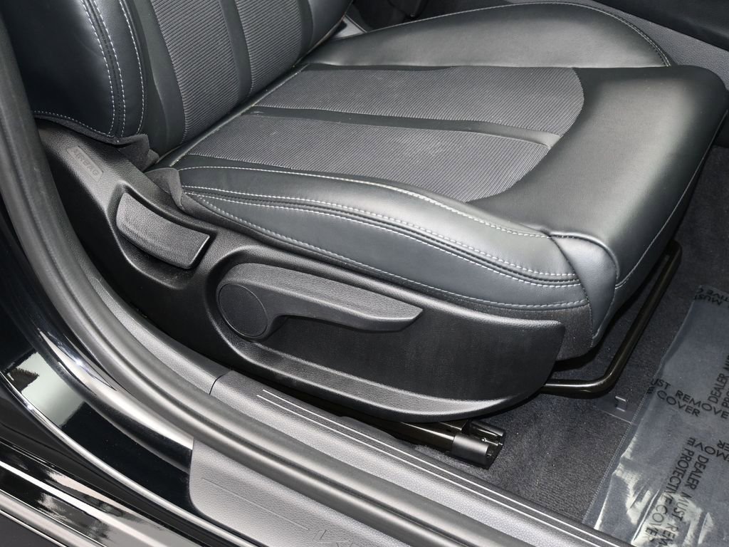 Used 2023 Kia K5 GT-Line image 45