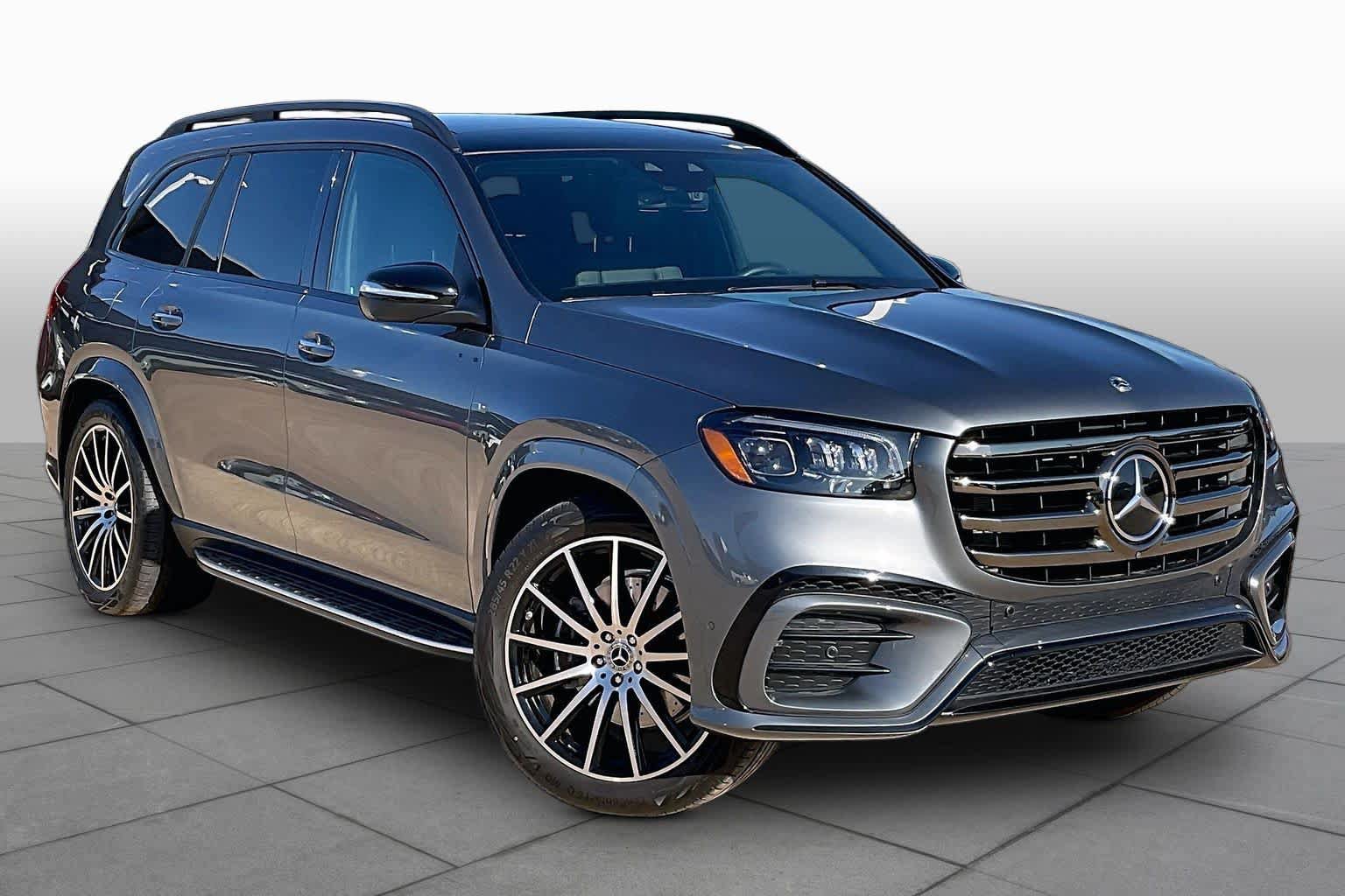 Certified 2026 Mercedes-Benz GLS 450 4MATIC image 4