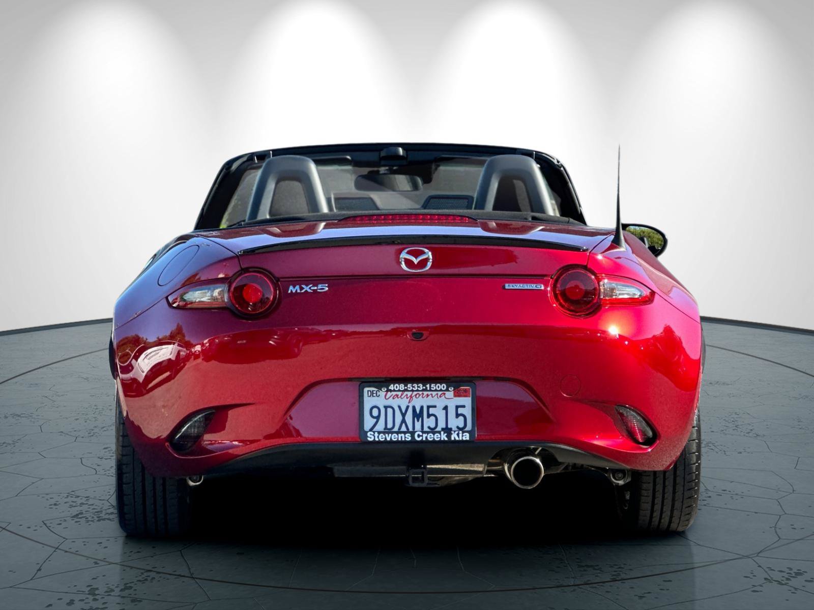 Used 2022 MAZDA MX-5 Miata Sport RWD image 5