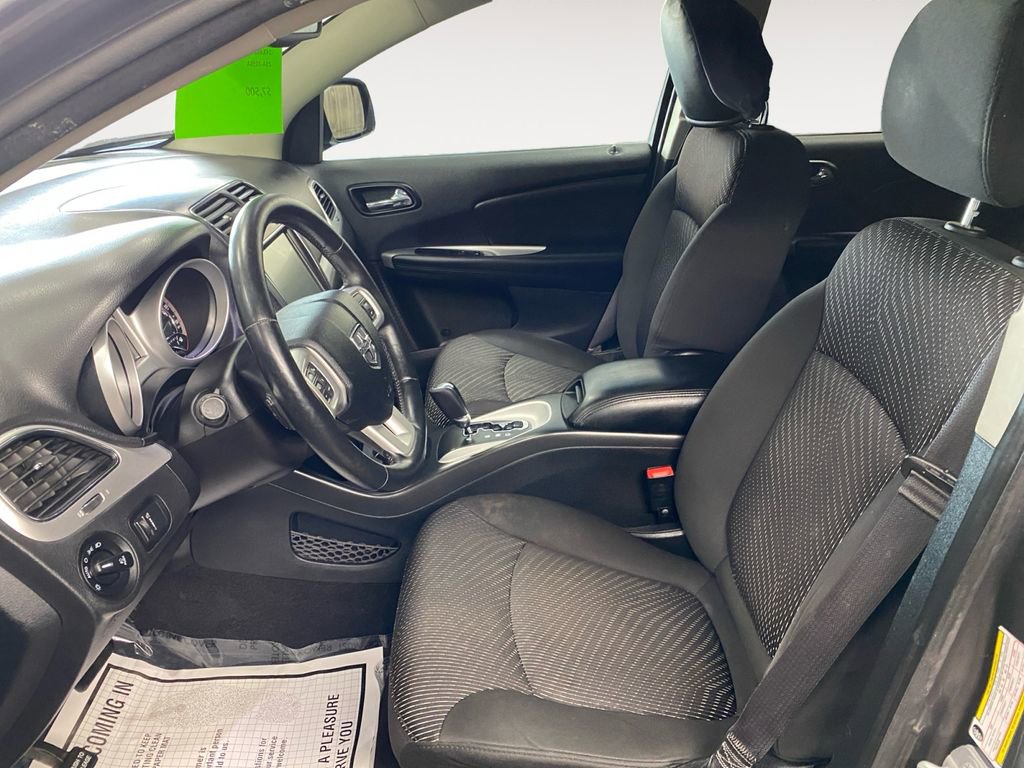 Used 2015 Dodge Journey SXT w/ Quick Order Package 28C image 9