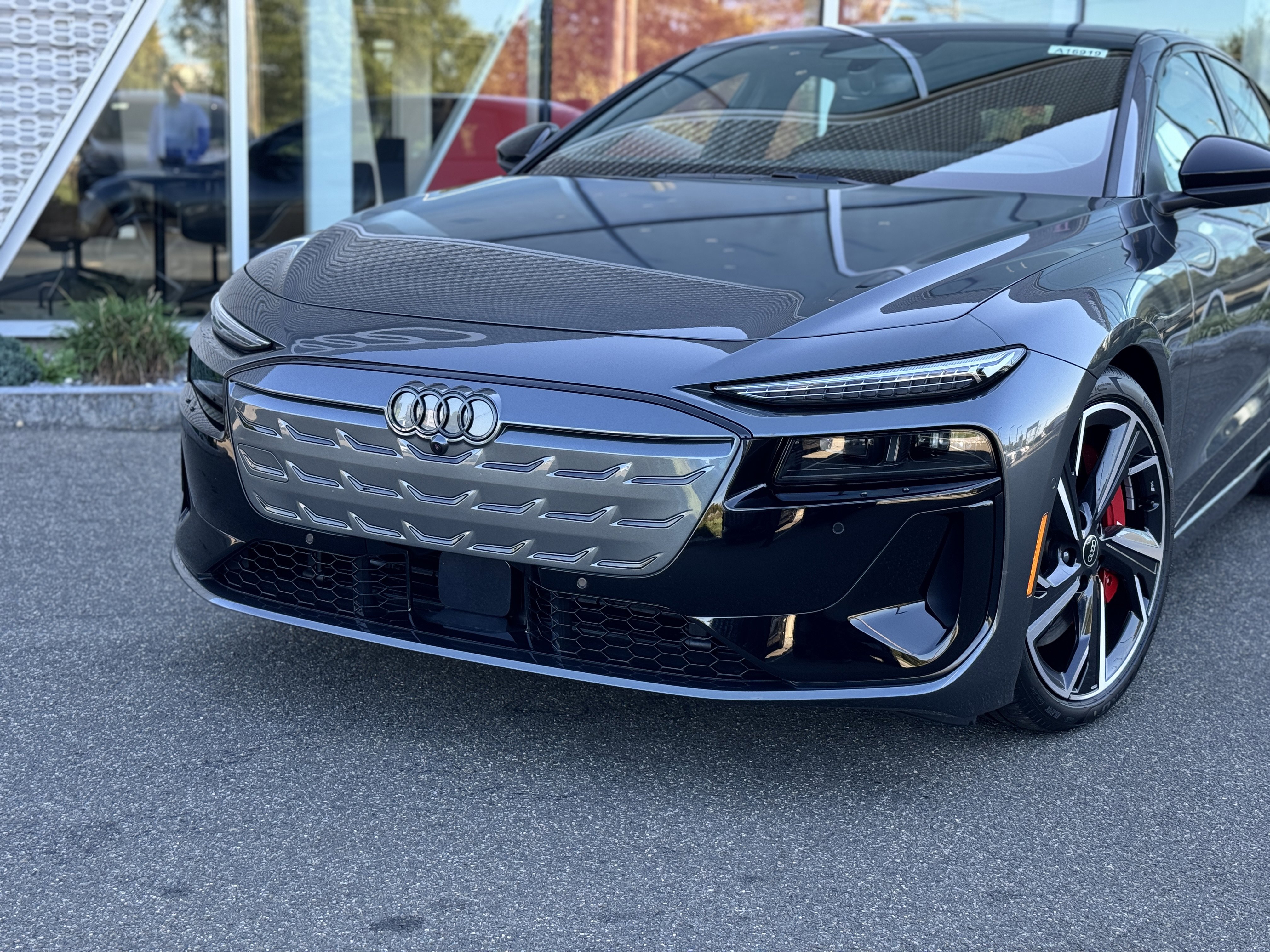 New 2025 Audi S6 e-tron Premium Plus image 8