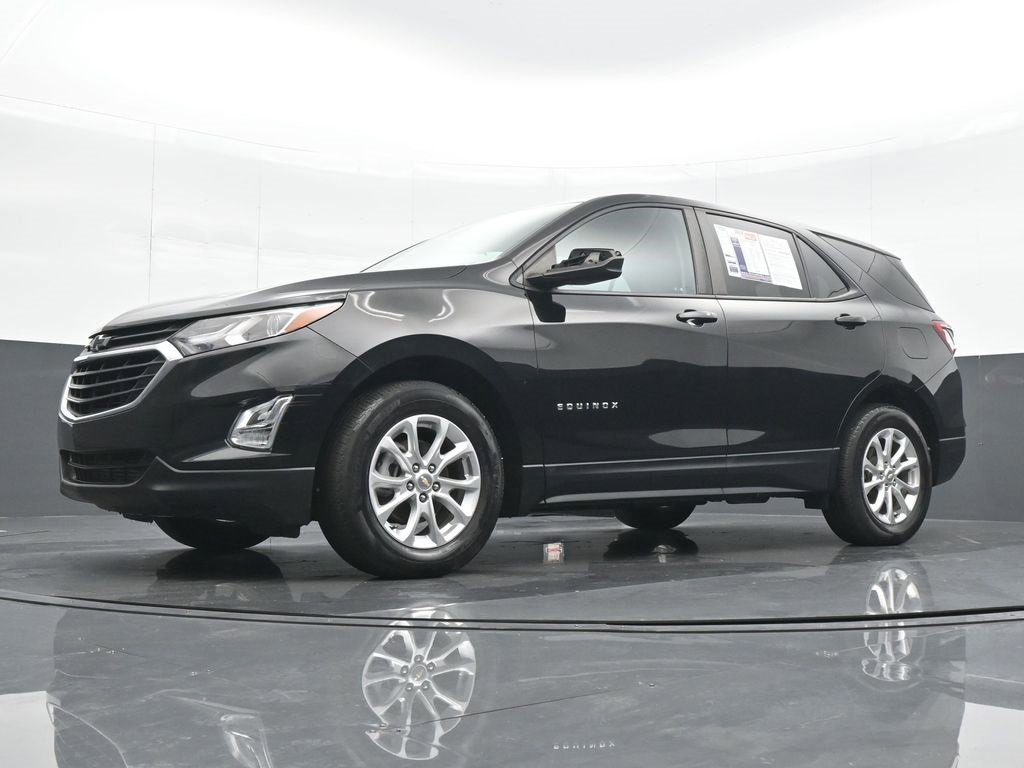 Used 2021 Chevrolet Equinox LS w/ LS Convenience Package image 17