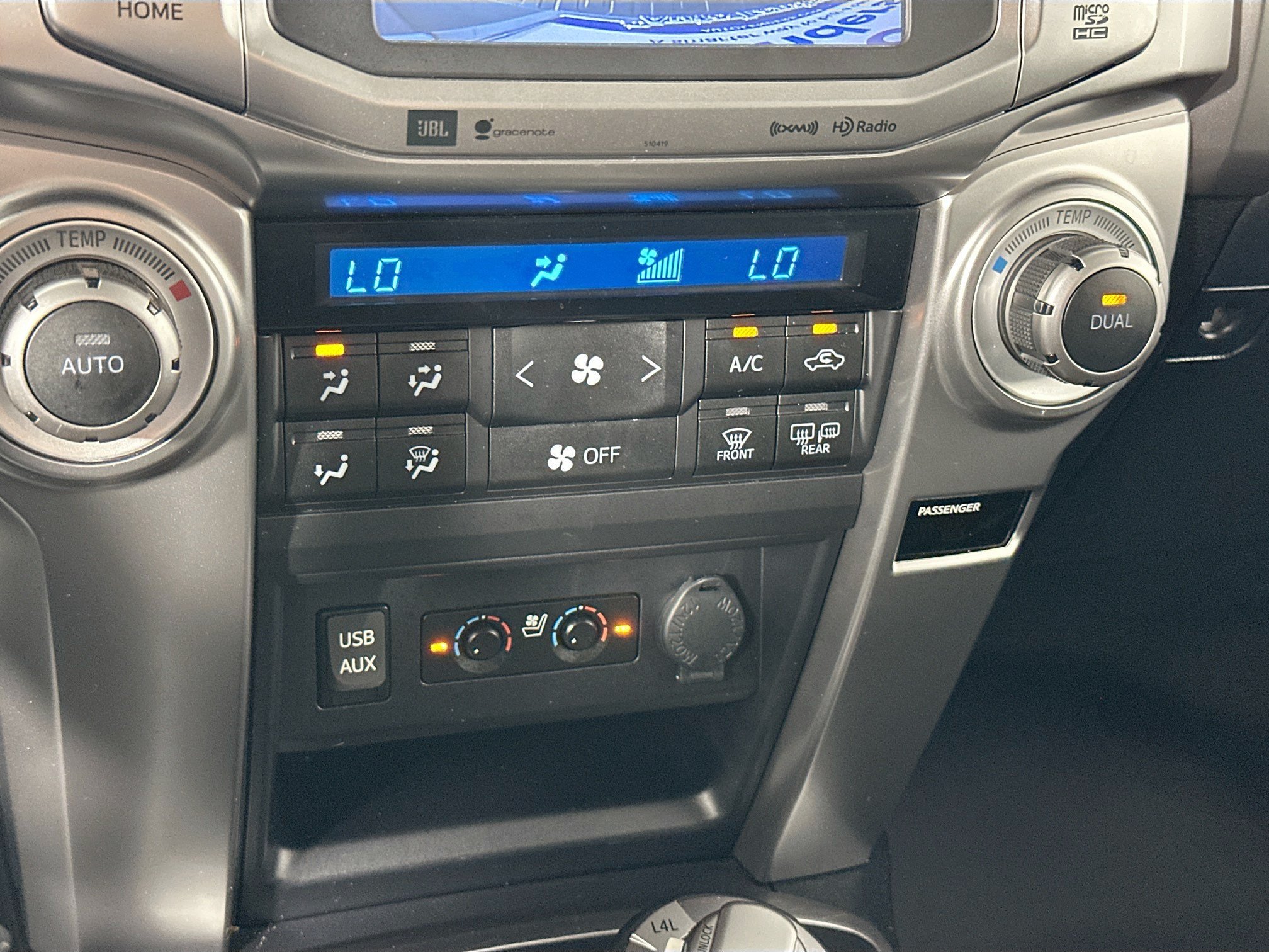 Used 2019 Toyota 4Runner Limited AWD/4WD image 15