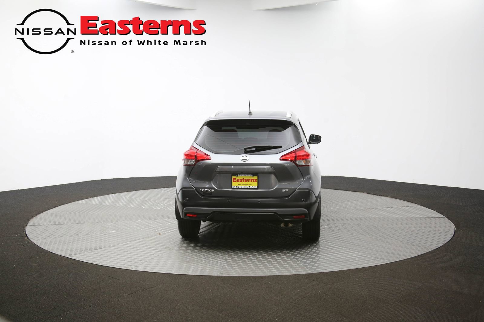 Used 2020 Nissan Kicks SR image 88