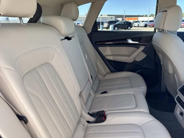 Used 2018 Audi Q5 2.0T w/ Premium Plus Package image 28