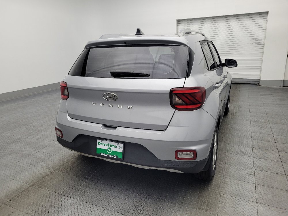 Used 2020 Hyundai Venue SEL image 7