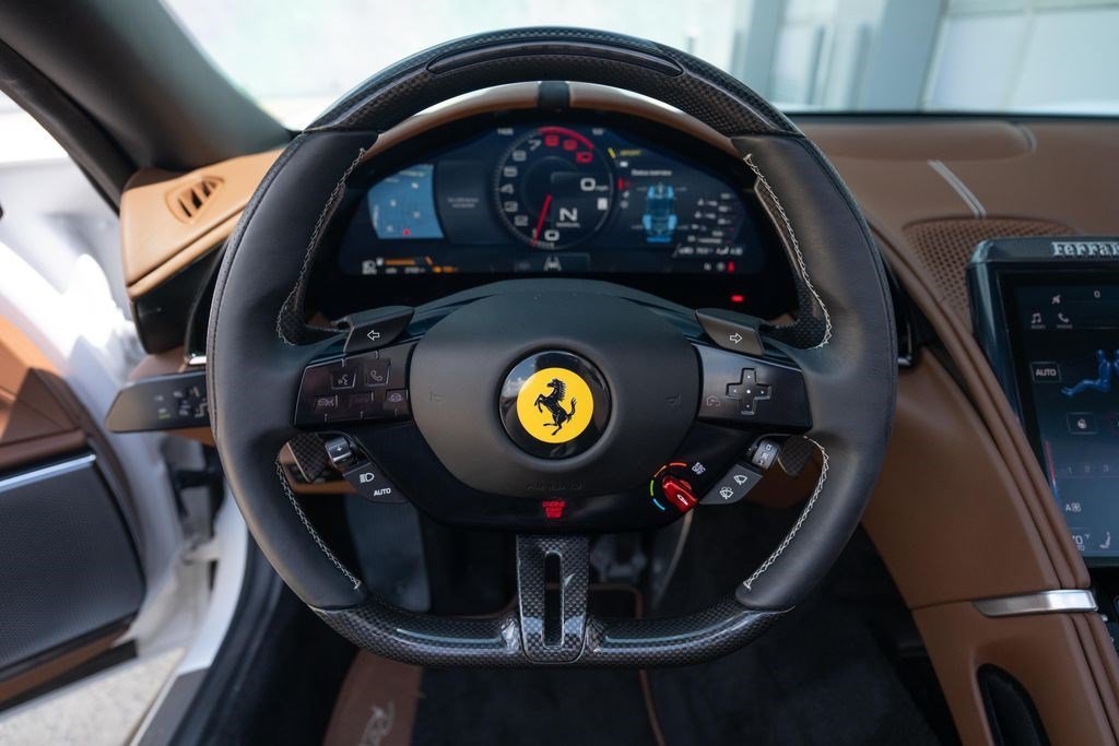 Used 2024 Ferrari Roma Spider RWD image 36