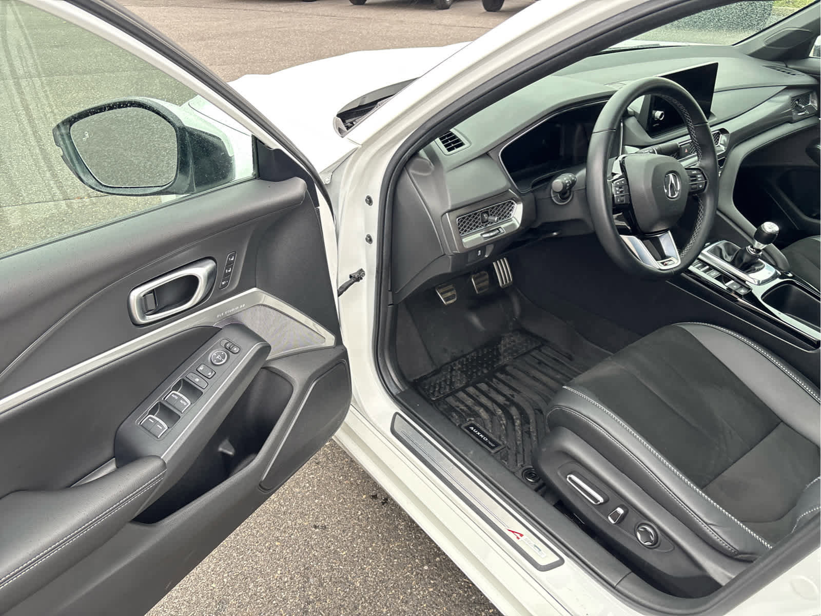 Used 2024 Acura Integra A-Spec image 7