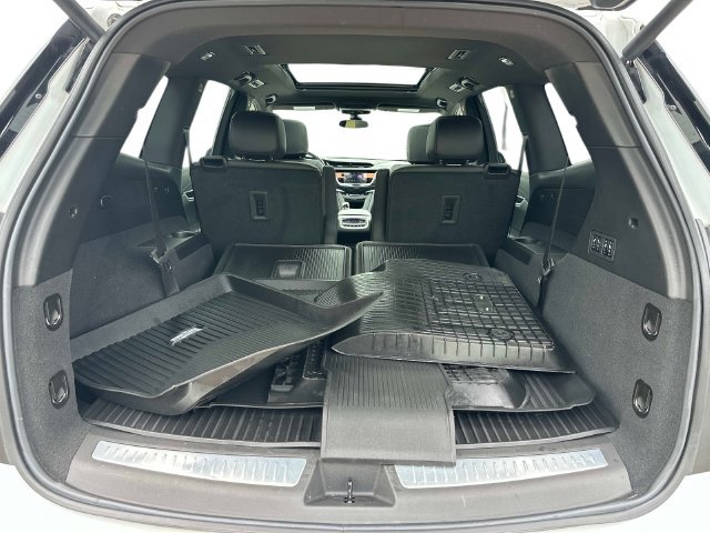 Used 2023 Cadillac XT6 Sport w/ LPO, Floor Liner Package AWD/4WD image 11