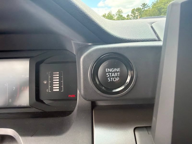 Used 2024 Toyota Tacoma SR5 AWD/4WD image 25