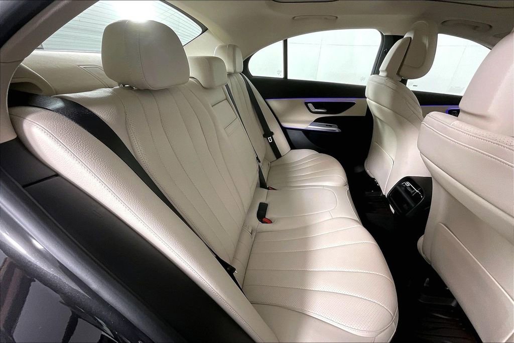 Used 2026 Mercedes-Benz E 350 4MATIC Sedan image 19