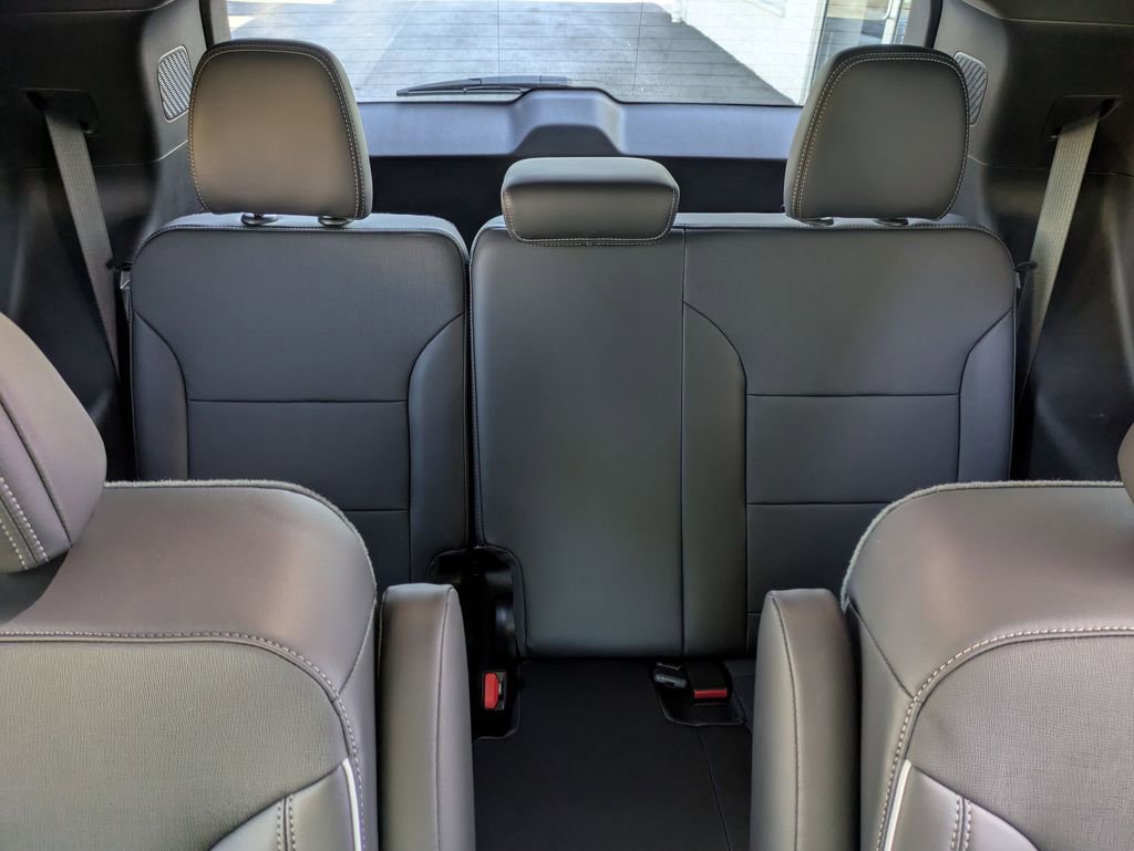 New 2026 Buick Enclave Preferred w/ Power Package image 9