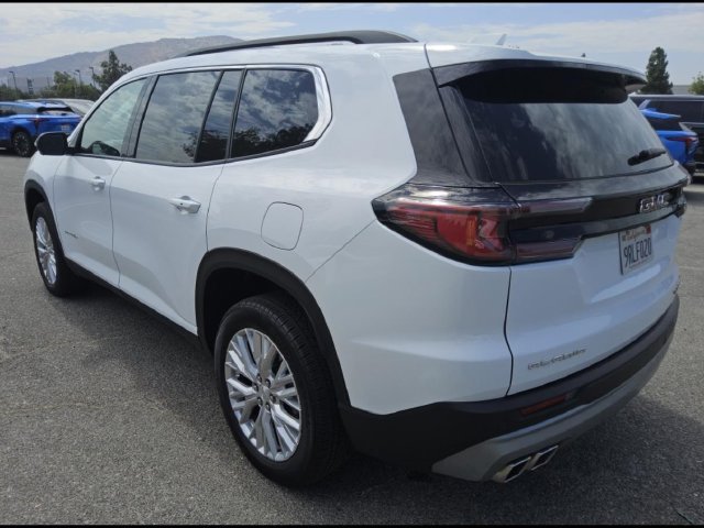 Used 2024 GMC Acadia Elevation FWD image 5