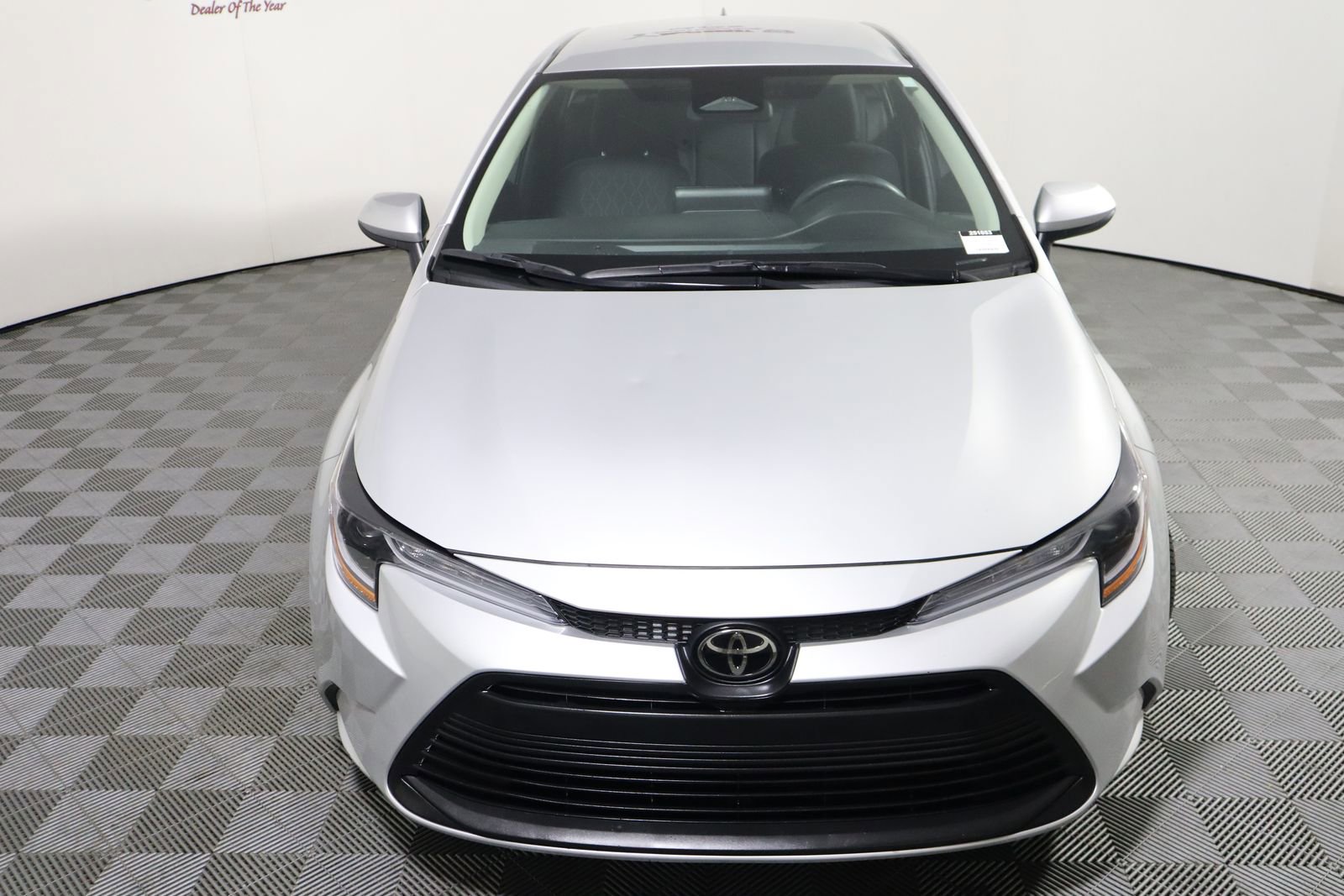 Used 2025 Toyota Corolla LE image 14
