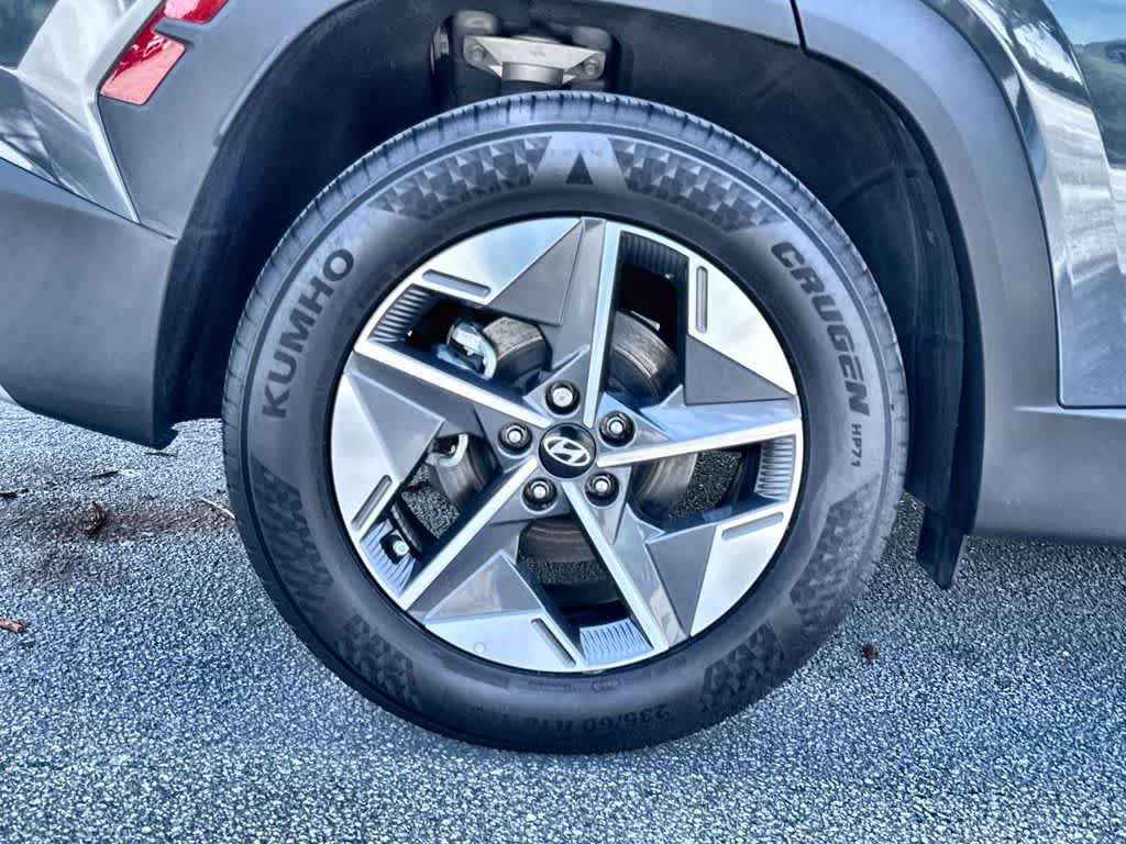 Used 2025 Hyundai Tucson SEL FWD image 11