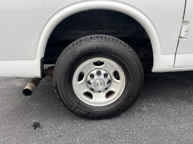 Used 2021 Chevrolet Express 2500 w/ Driver Convenience Package image 13