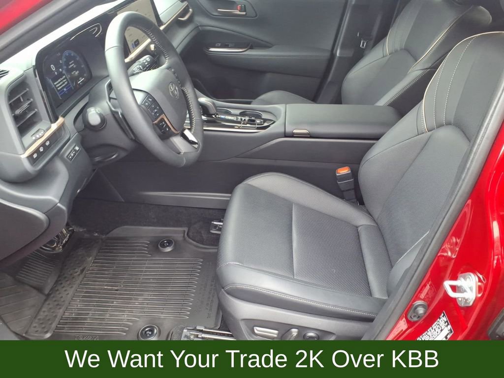 Used 2025 Toyota Crown Signia w/ Advanced Technology Package AWD/4WD image 9