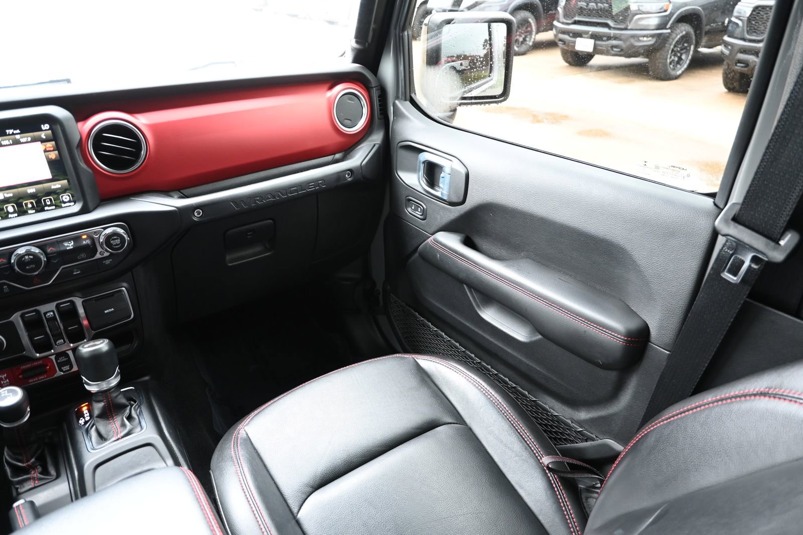 Used 2021 Jeep Wrangler Unlimited Rubicon image 24