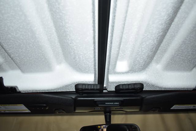 Certified 2020 Jeep Wrangler Unlimited Sahara w/ LED Lighting Group image 18