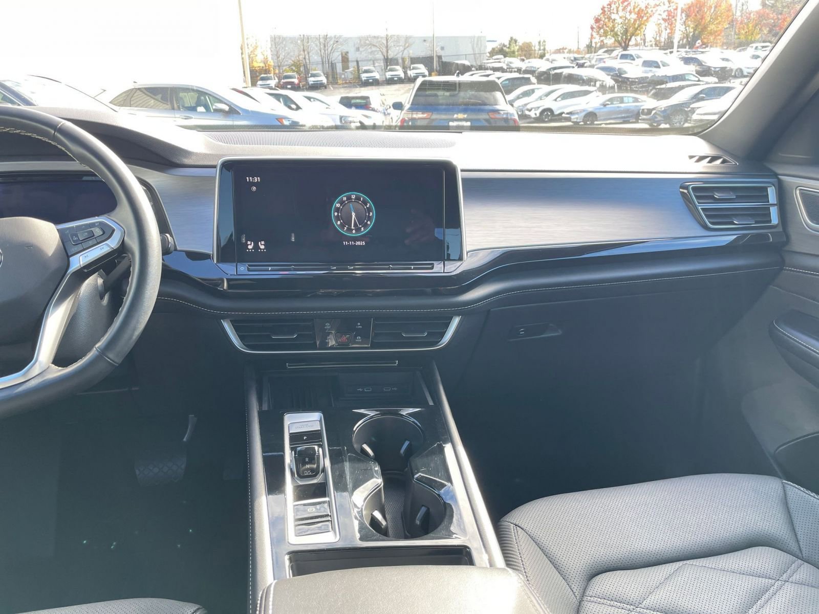 Used 2025 Volkswagen Atlas Cross Sport SE image 35