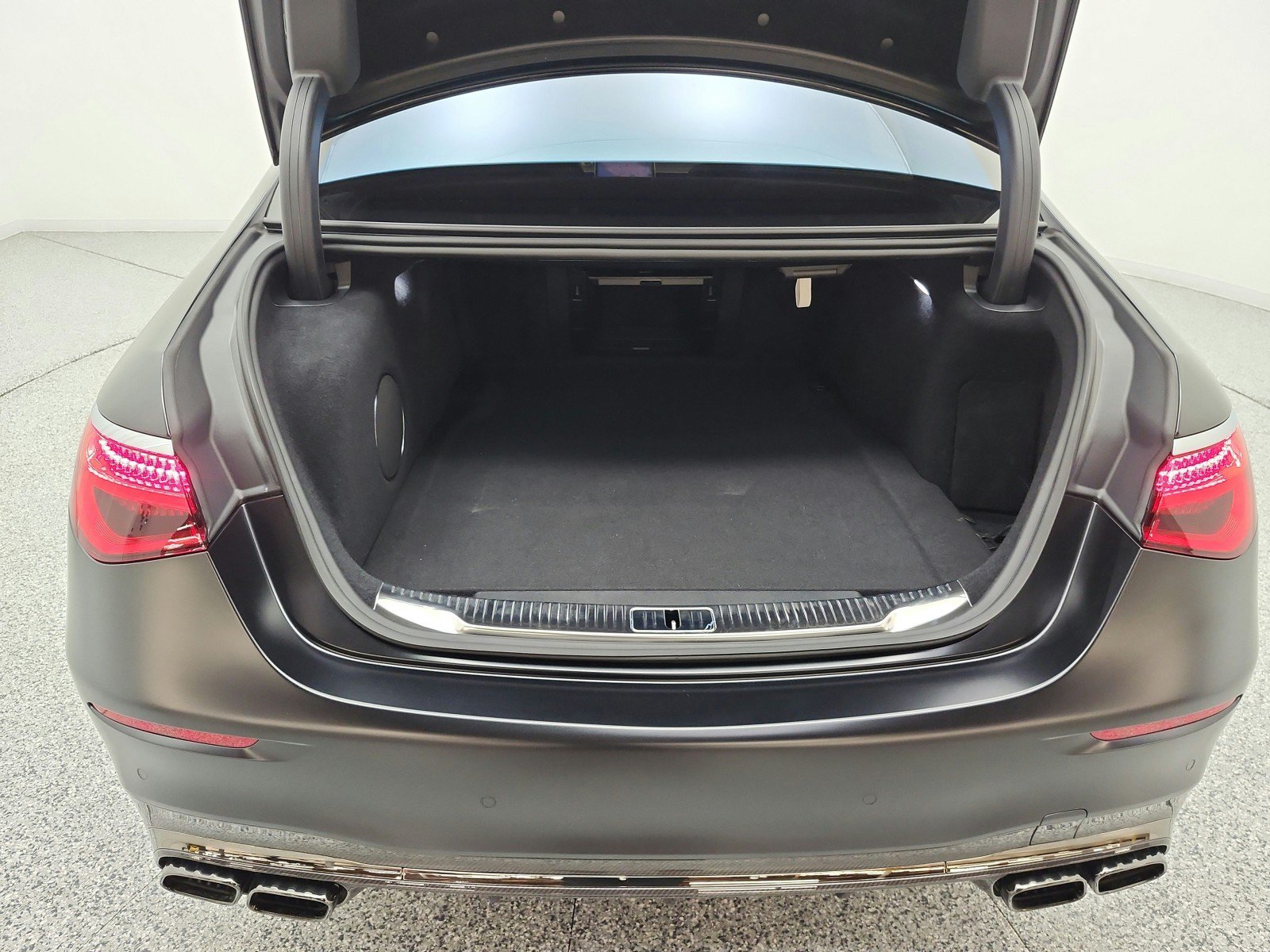 Used 2025 Mercedes-Benz S 63 AMG S image 22
