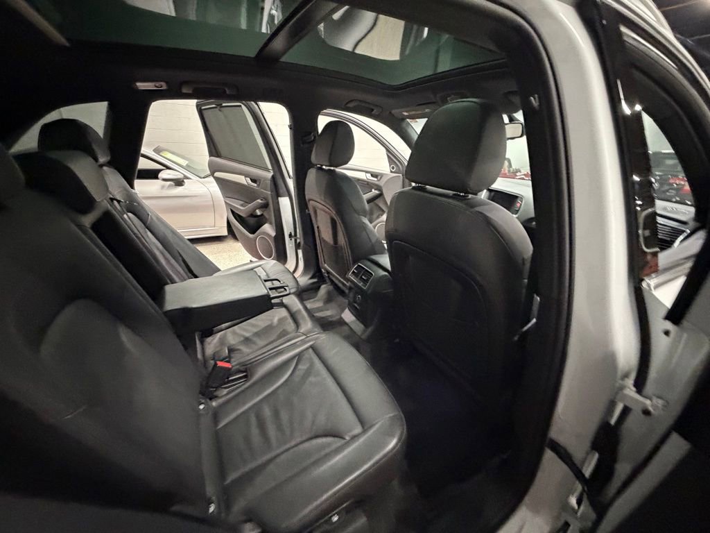 Used 2013 Audi Q5 3.0T Prestige AWD/4WD image 29