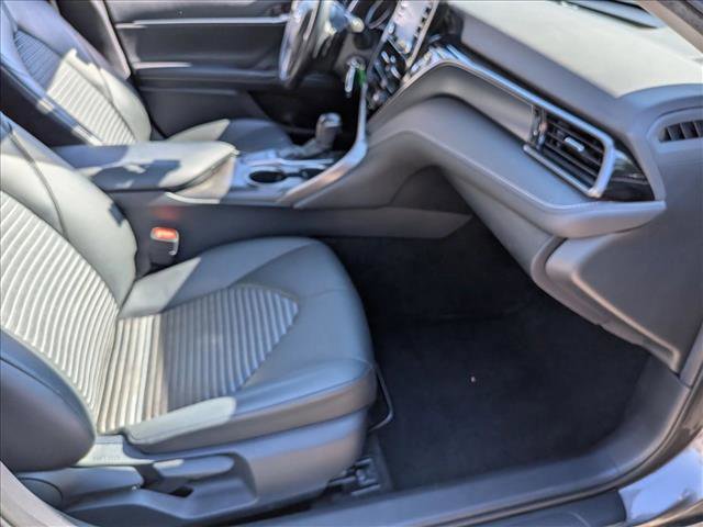 Used 2022 Toyota Camry SE FWD image 18