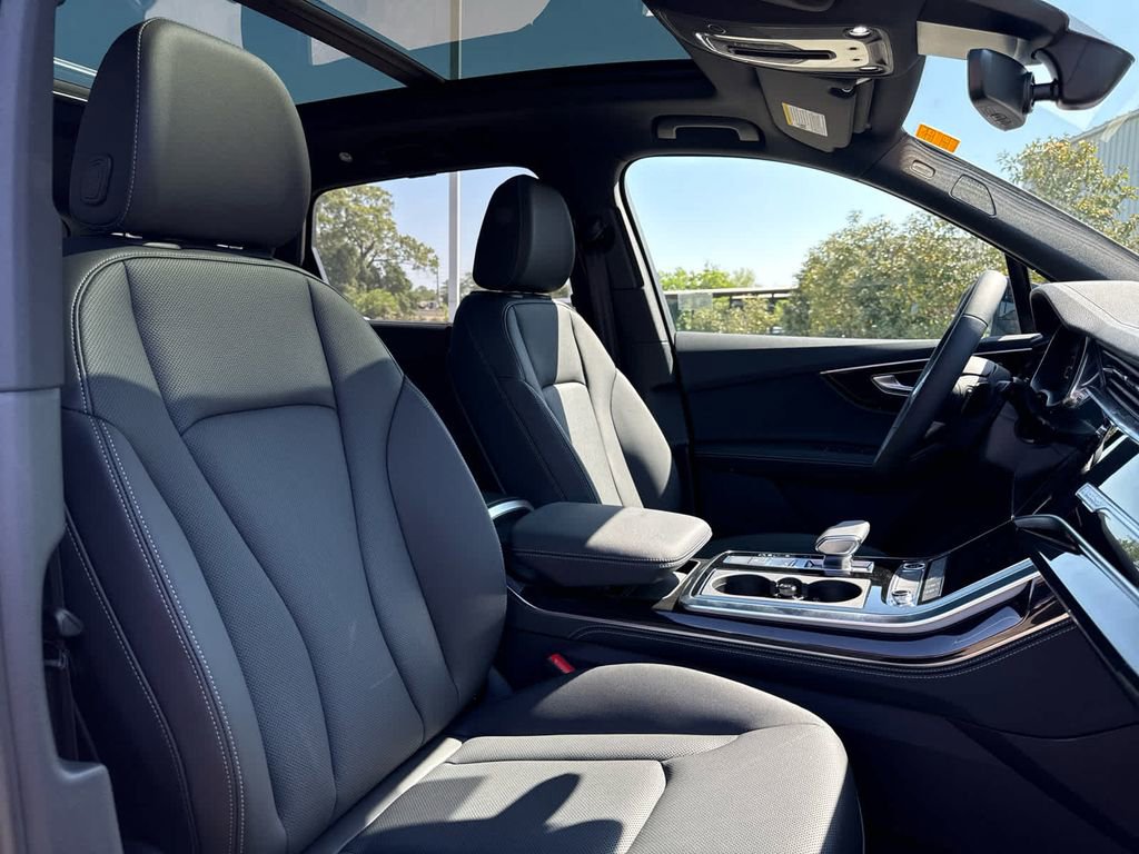 New 2025 Audi Q7 3.0T Premium Plus image 15