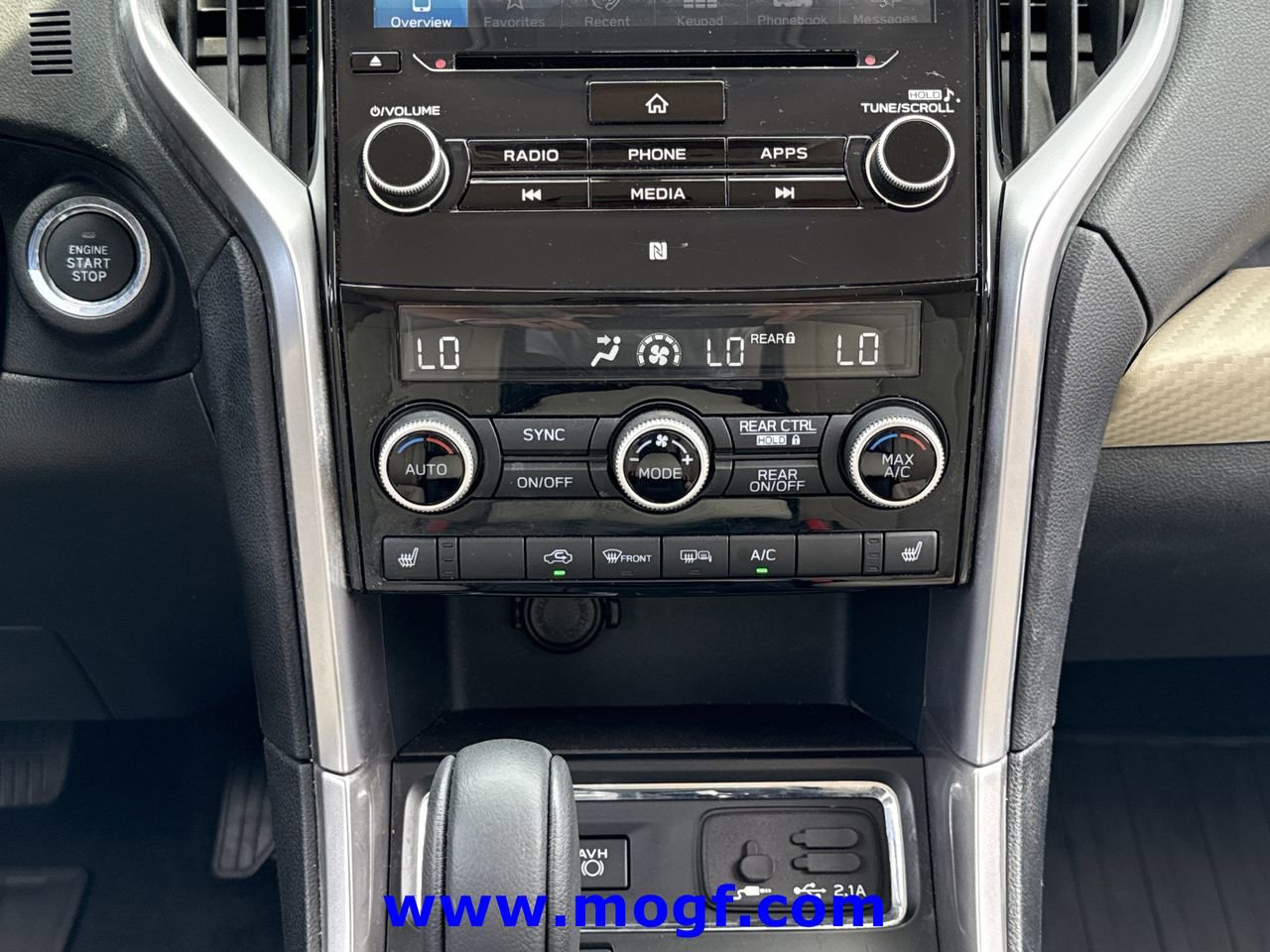 Used 2022 Subaru Ascent Premium w/ Convenience Package AWD/4WD image 5