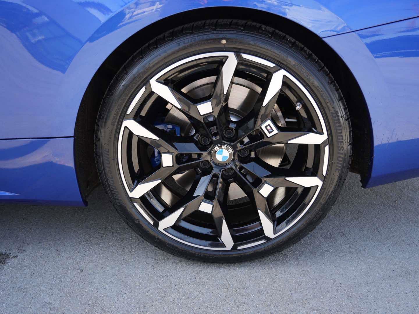 Used 2026 BMW M440i Convertible image 8