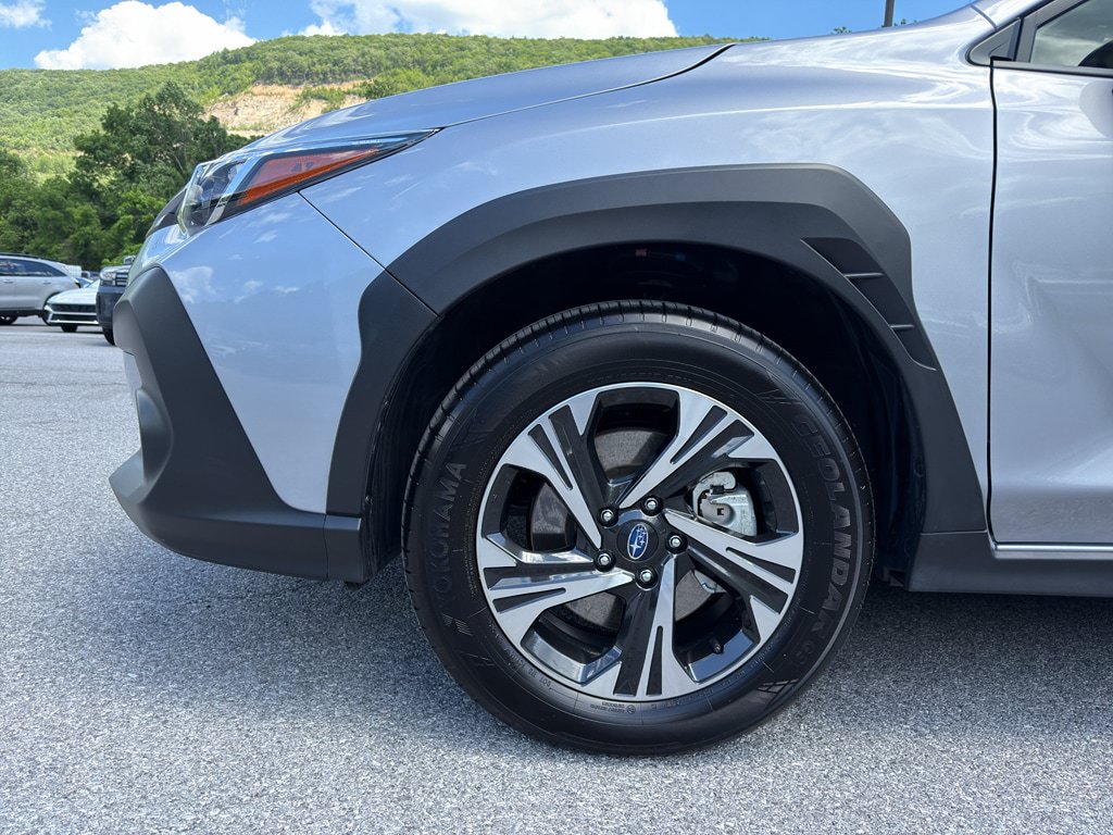 Certified 2025 Subaru Crosstrek 2.5i Premium AWD/4WD image 9