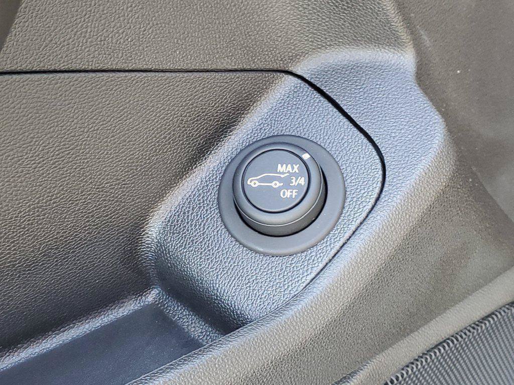 Used 2020 GMC Terrain SLT w/ Preferred Package AWD/4WD image 22