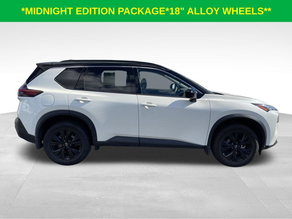 Used 2023 Nissan Rogue SV w/ SV Premium B Package AWD/4WD image 5