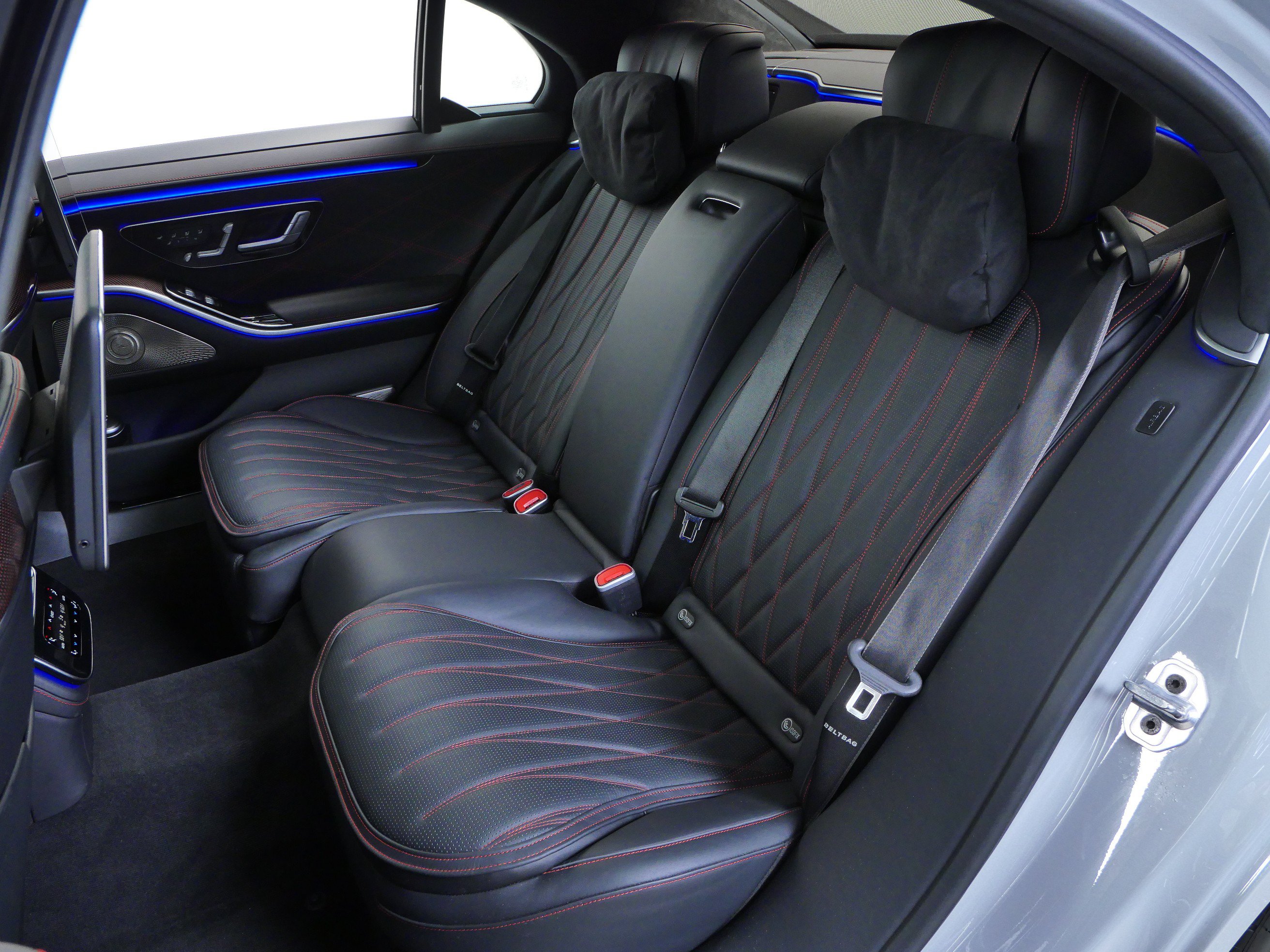 Used 2024 Mercedes-Benz S 63 AMG S image 21
