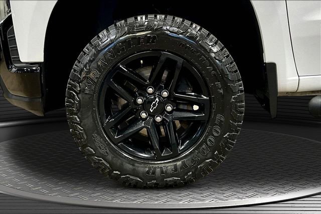 Used 2021 Chevrolet Silverado 1500 LT Trail Boss AWD/4WD image 30