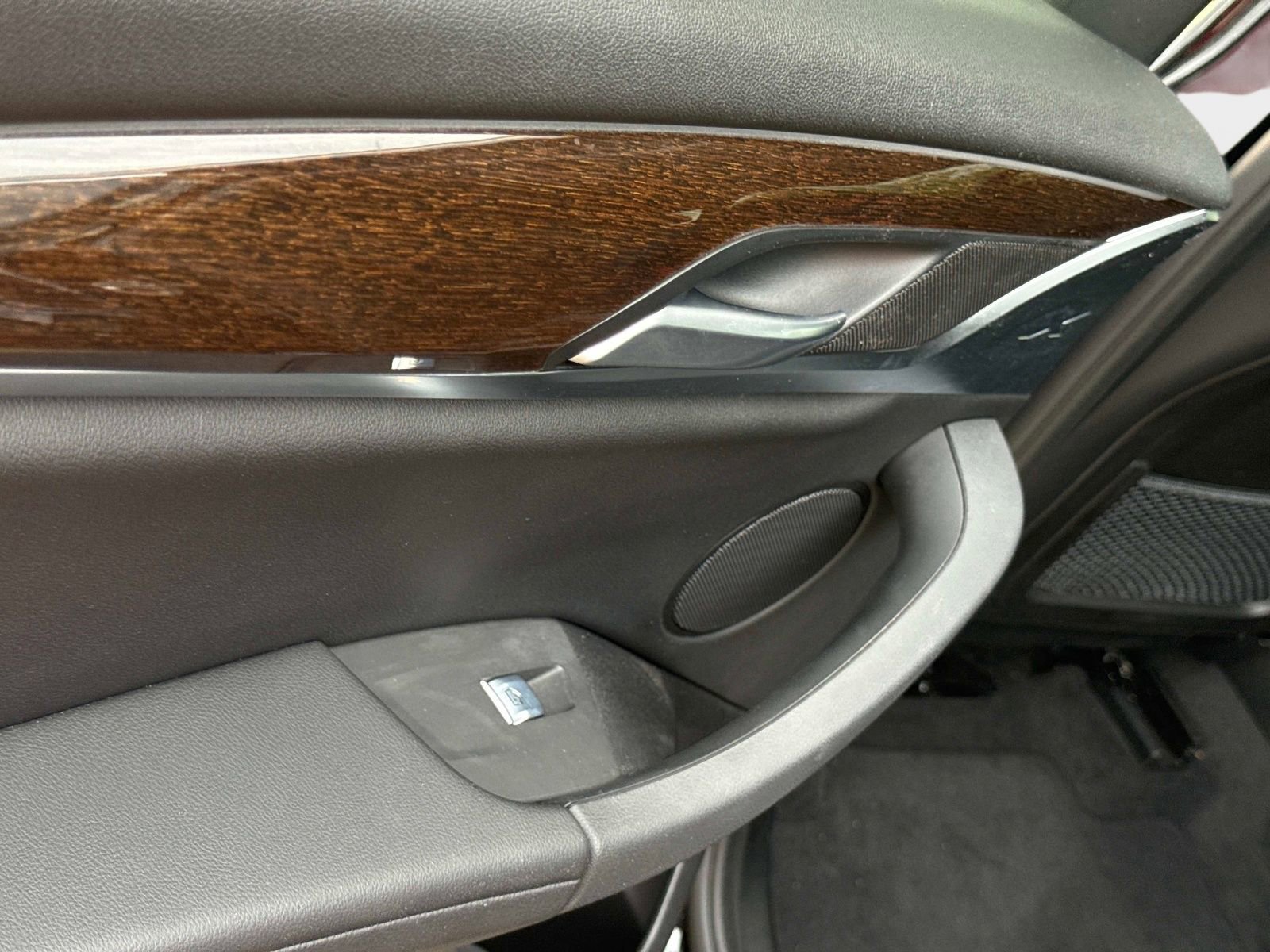 Used 2022 BMW X3 sDrive30i w/ Convenience Package image 11