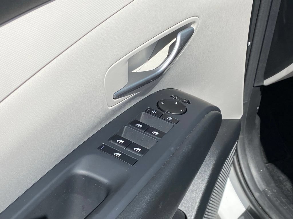 New 2026 Hyundai Tucson SE FWD image 11