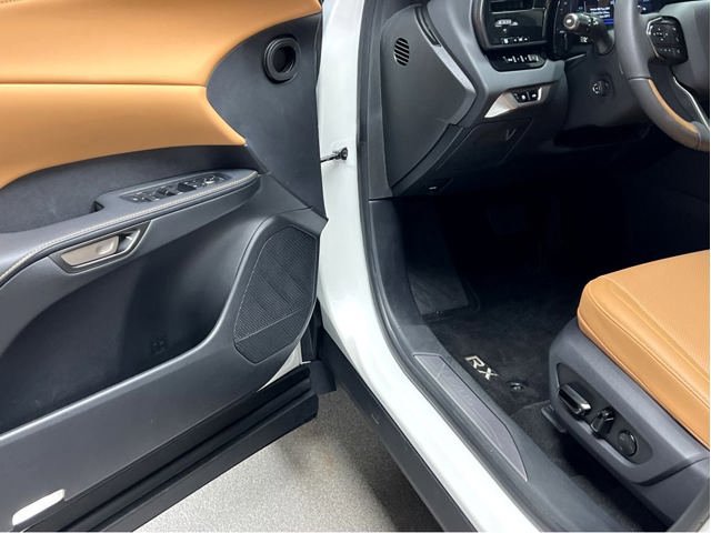 Certified 2025 Lexus RX 350h AWD/4WD image 8