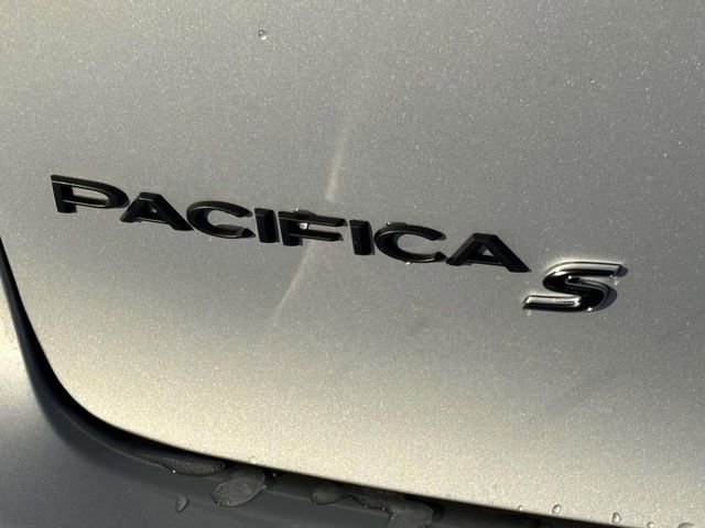 New 2026 Chrysler Pacifica Select w/ S Appearance Package FWD image 38