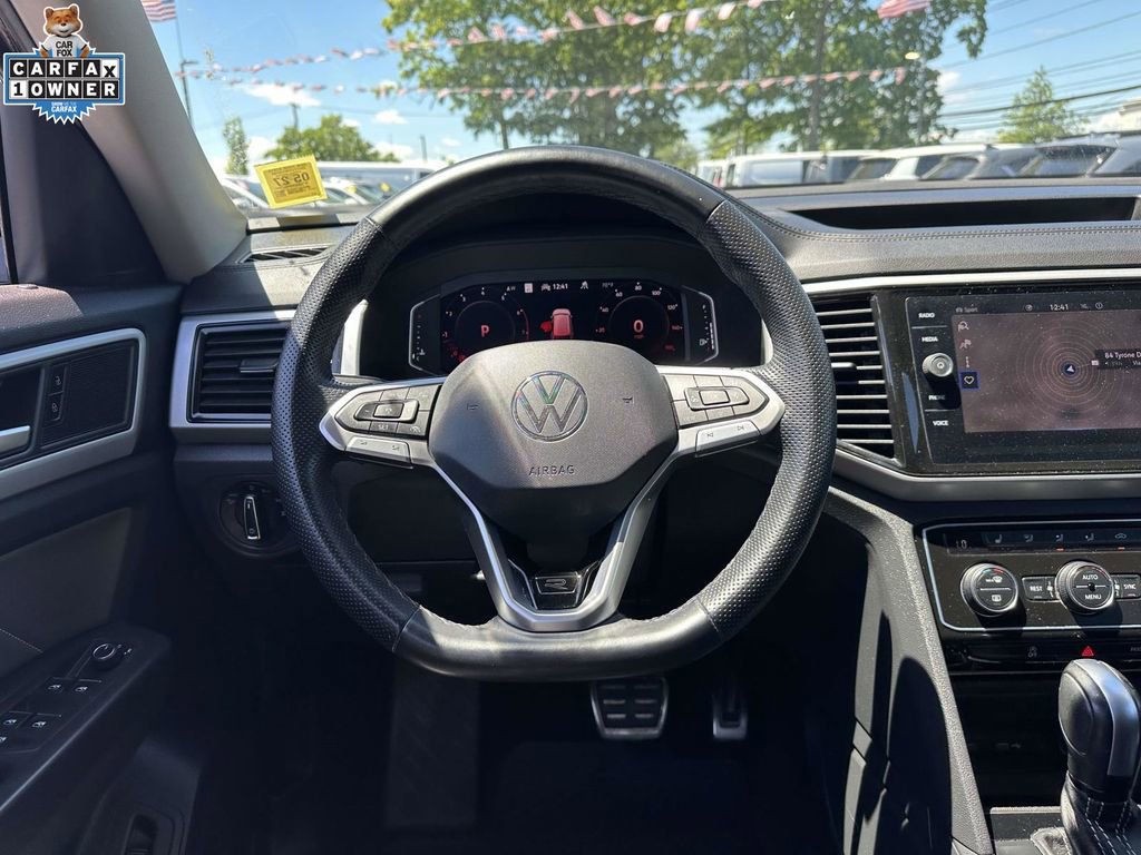 Used 2023 Volkswagen Atlas SEL R-Line AWD/4WD image 14