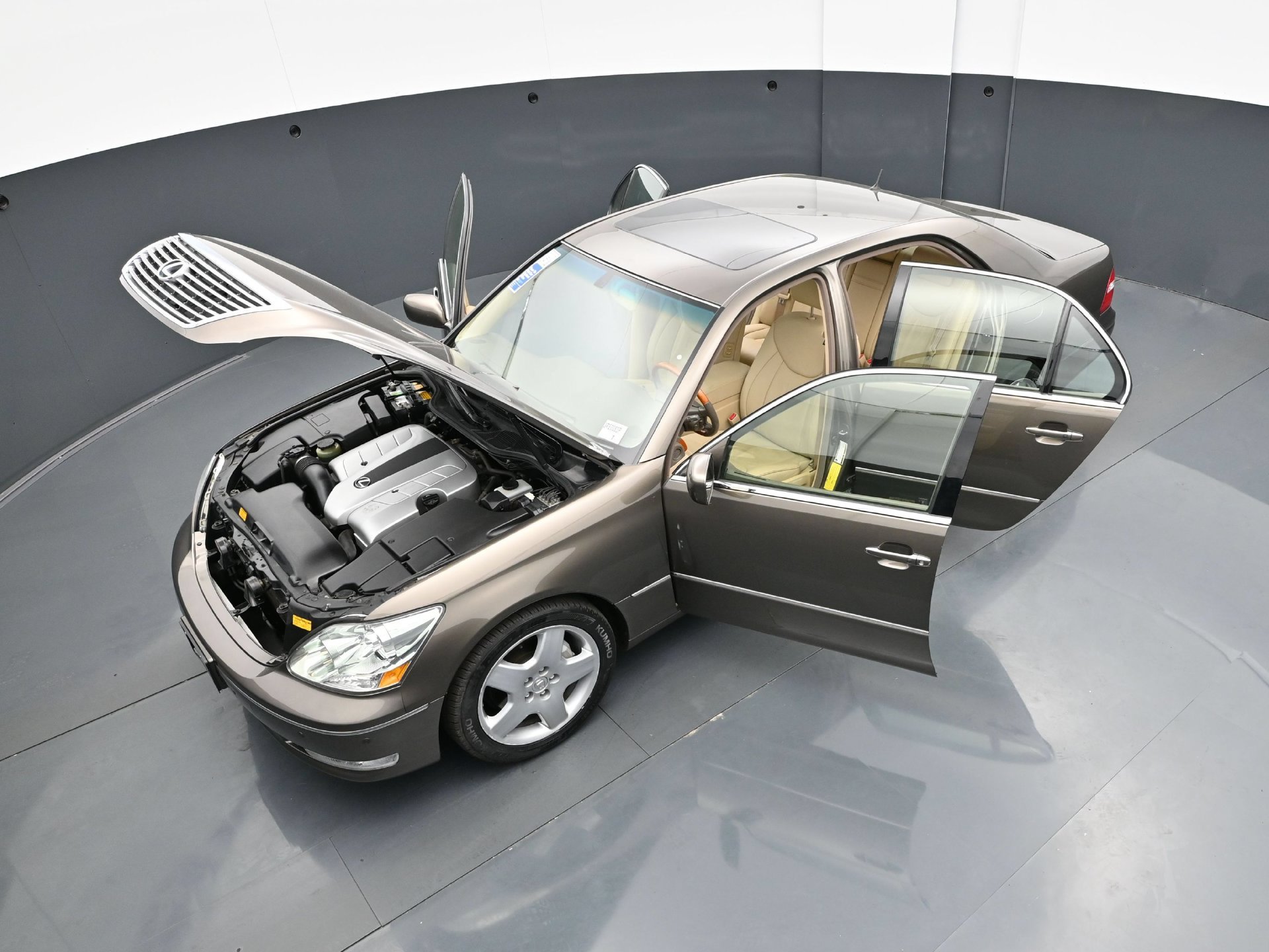 Used 2005 Lexus LS 430 RWD image 43