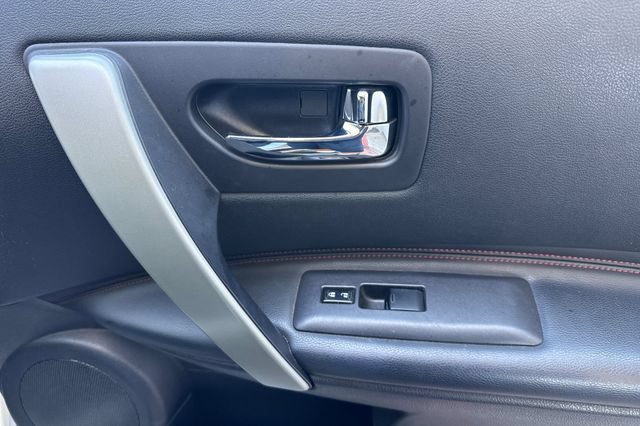 Used 2013 Nissan Rogue SL FWD image 19