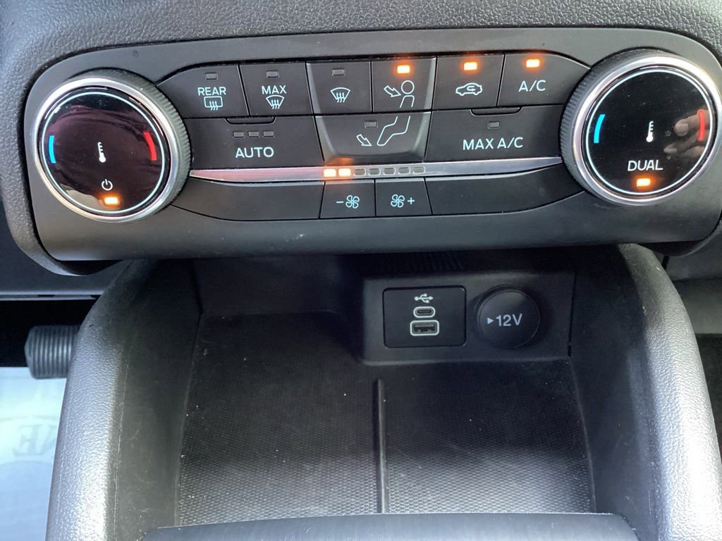 Used 2025 Ford Escape ST-Line AWD/4WD image 19