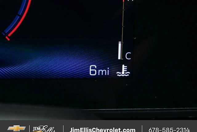 New 2026 Chevrolet Trax RS w/ Sunroof Package FWD image 8