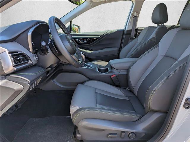 Certified 2025 Subaru Outback Onyx Edition XT AWD/4WD image 17